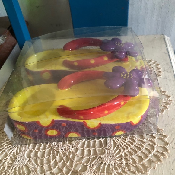 Ceramic Flip Flop Tea-light Holders - Picture 3 of 8